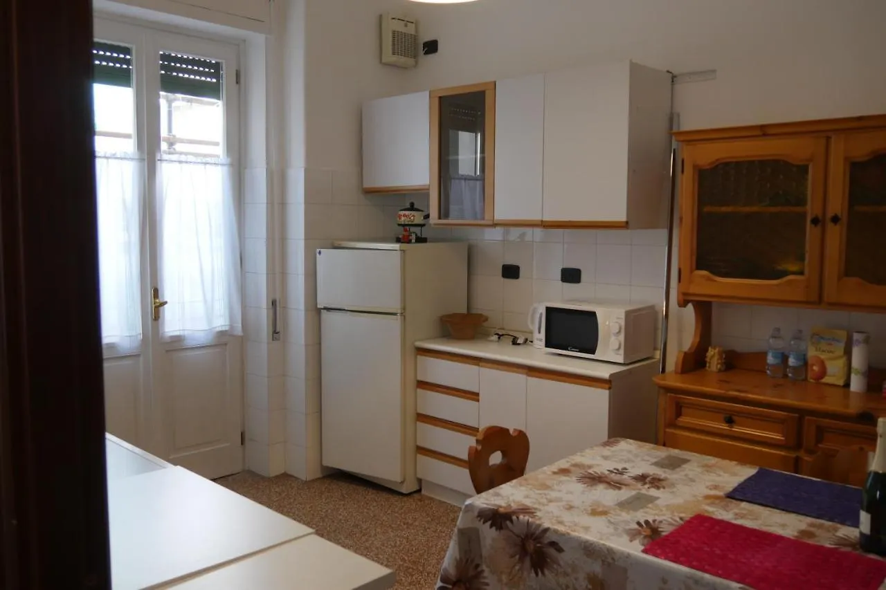 La Casa Di Daniela Apartment Genoa 0*,