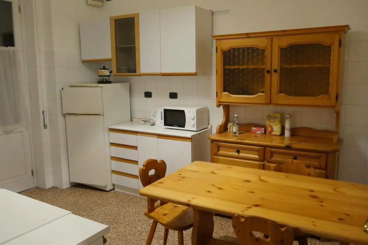 La Casa Di Daniela Apartment Genoa Italy